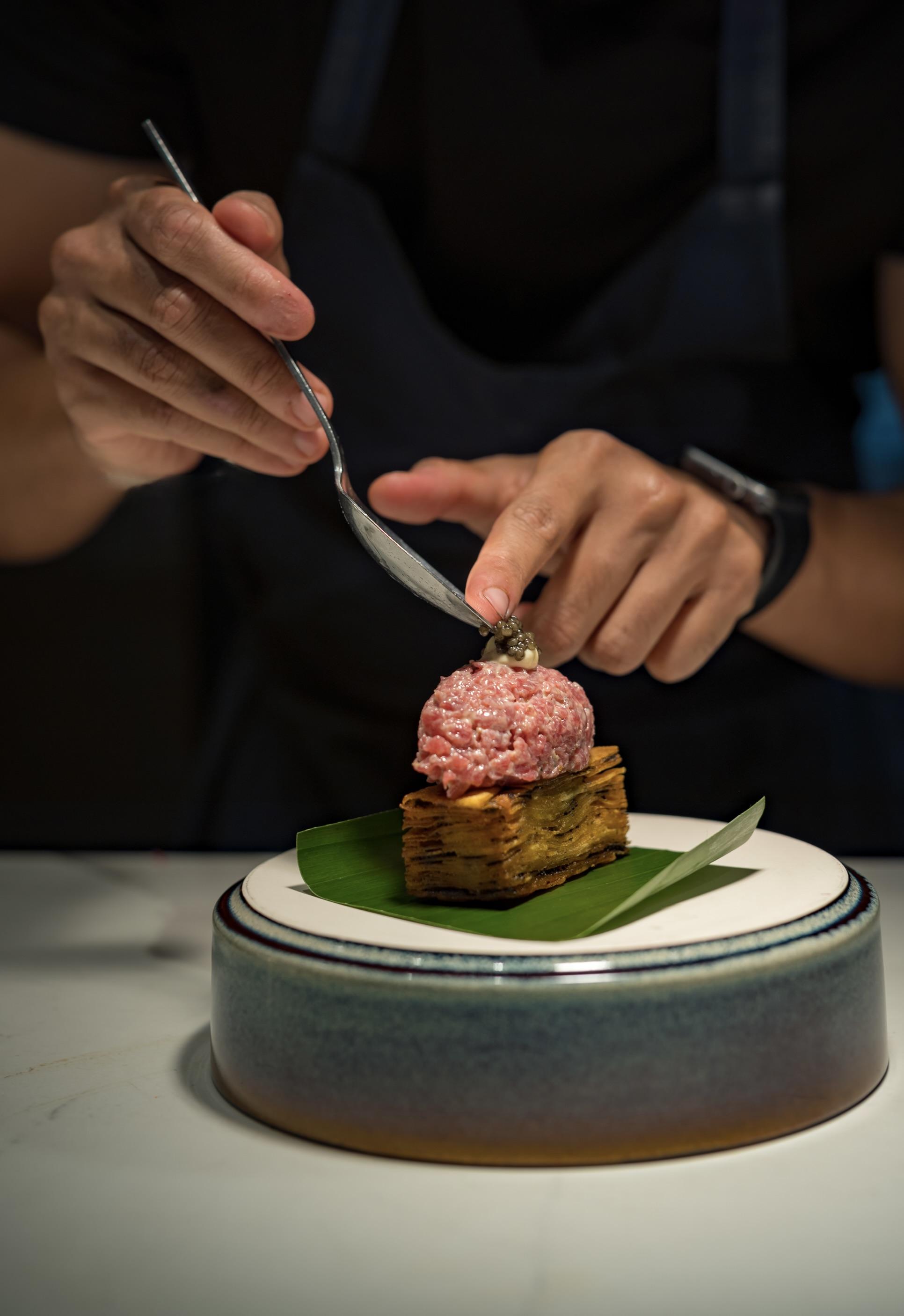 Venez manger dans notre restaurant à Anvers et dégustez des plats classiques avec une touche contemporaine.